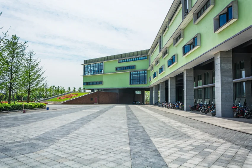 学校